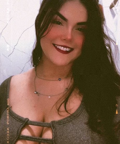 Naakte gelekte OnlyFans-foto van Infelizmentekaren