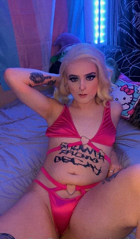 Naakte gelekte OnlyFans-foto van Veeisaslut