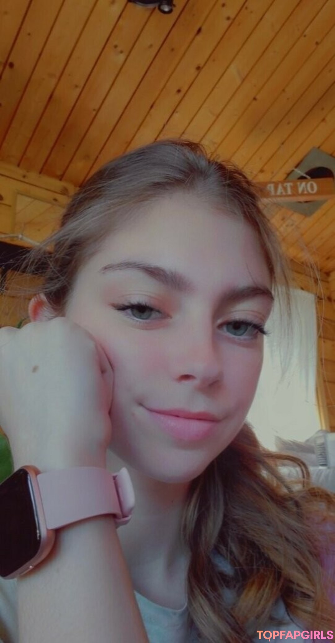 Naakte gelekte OnlyFans-foto van Makoshake #1006