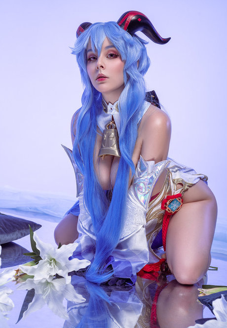 Helly Valentine