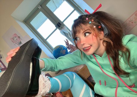 Belle Delphine