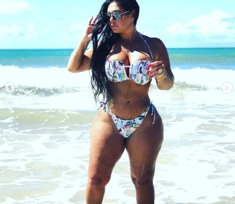Coroa Gostosa