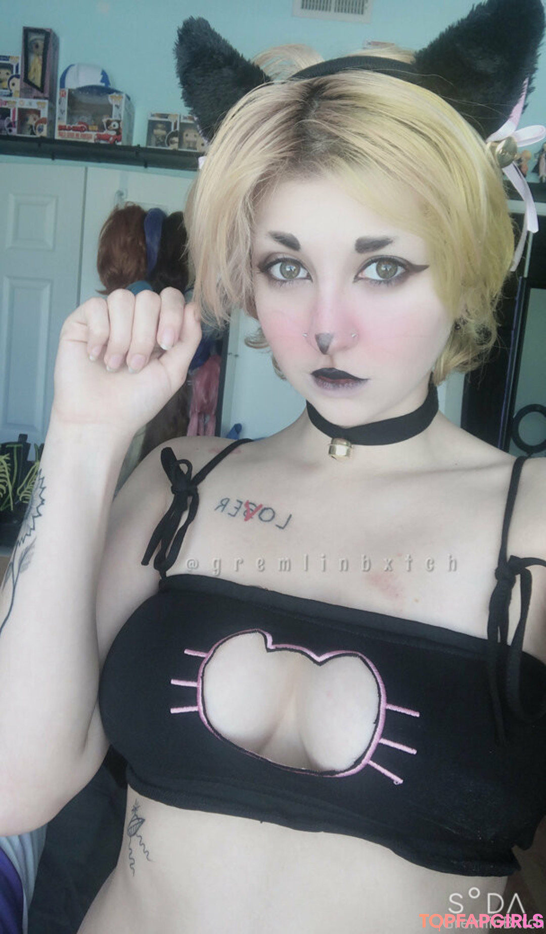 Naakte gelekte OnlyFans-foto van Gremlinbxtch #46 Naakte gelekte OnlyFans-foto van Gremlinbxtch #46
