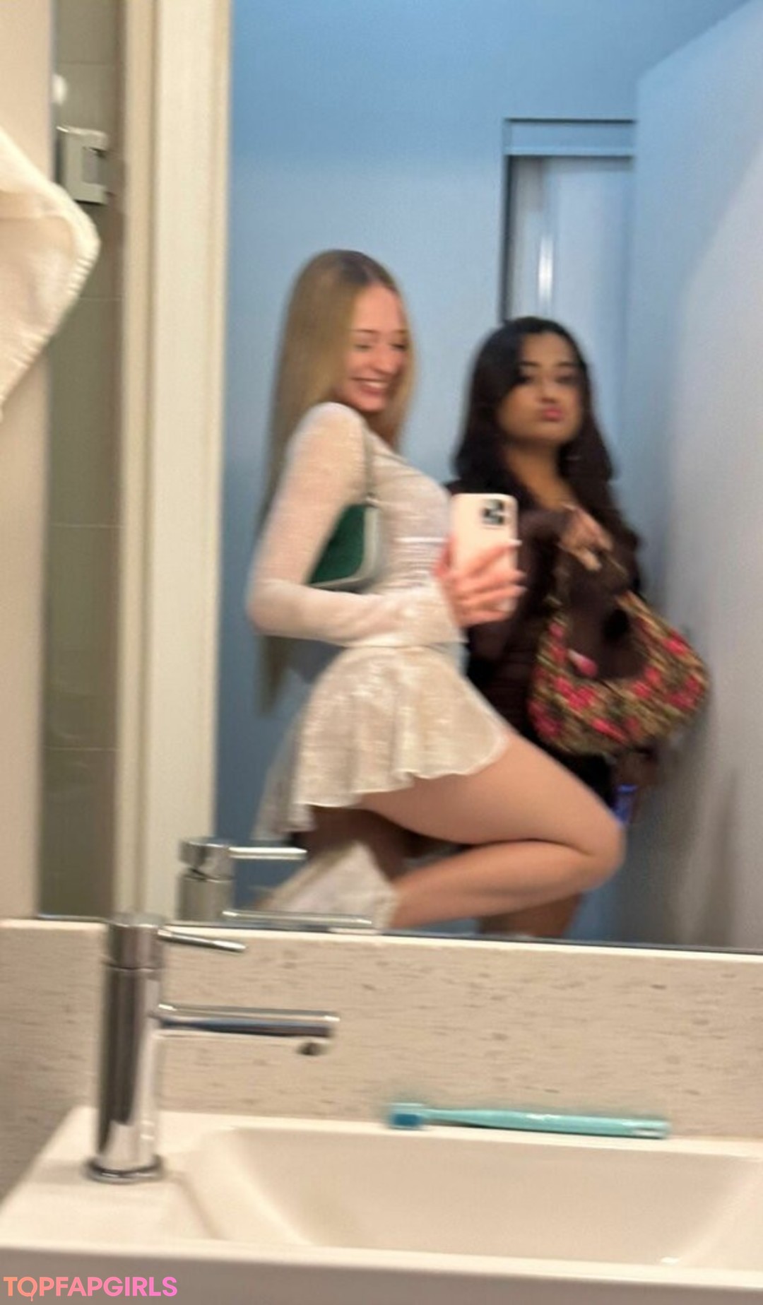 Naakte gelekte OnlyFans-foto van Sophia Diamond #1110