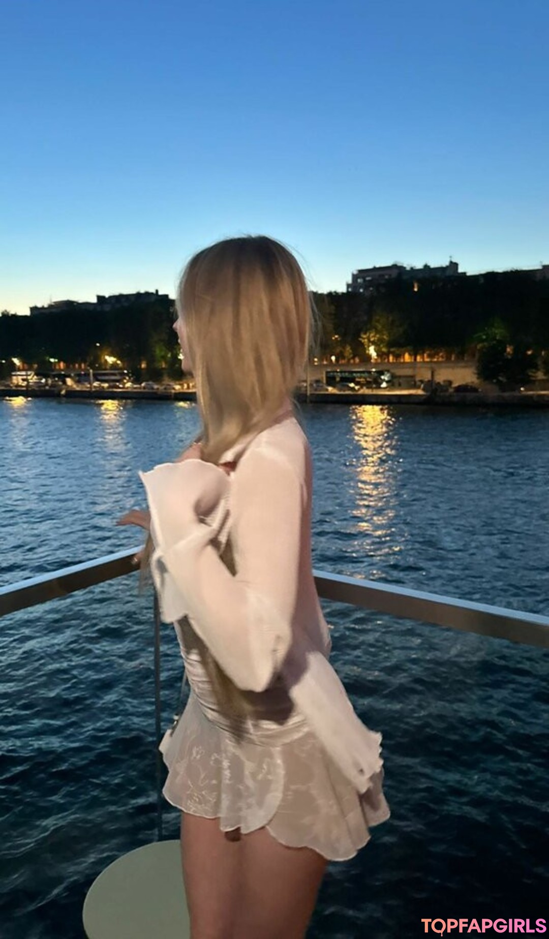 Naakte gelekte OnlyFans-foto van Sophia Diamond #925 Naakte gelekte OnlyFans-foto van Sophia Diamond #925