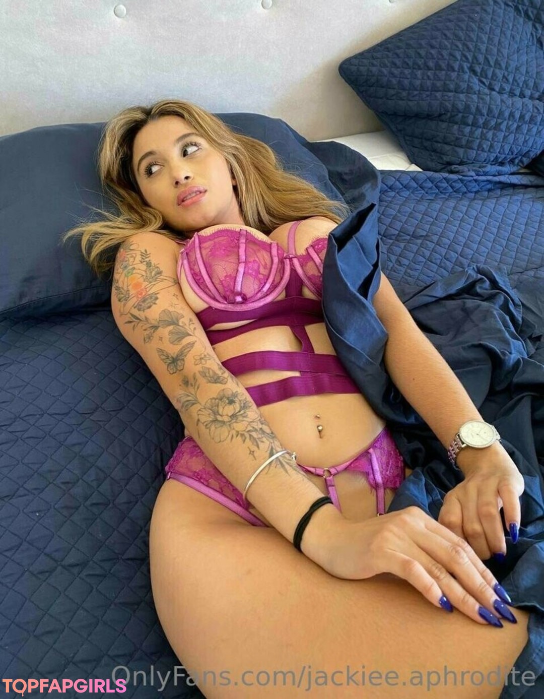 Naakte gelekte OnlyFans-foto van Jackiebabigirl #357 Naakte gelekte OnlyFans-foto van Jackiebabigirl #357