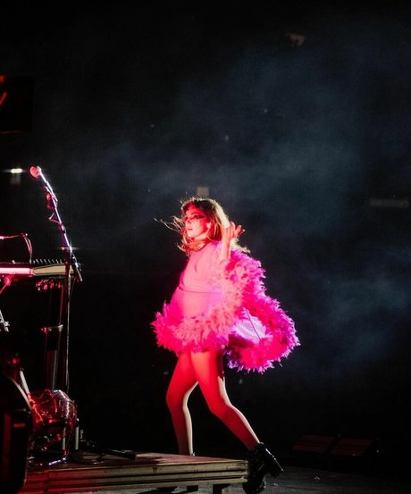 Lauren Mayberry