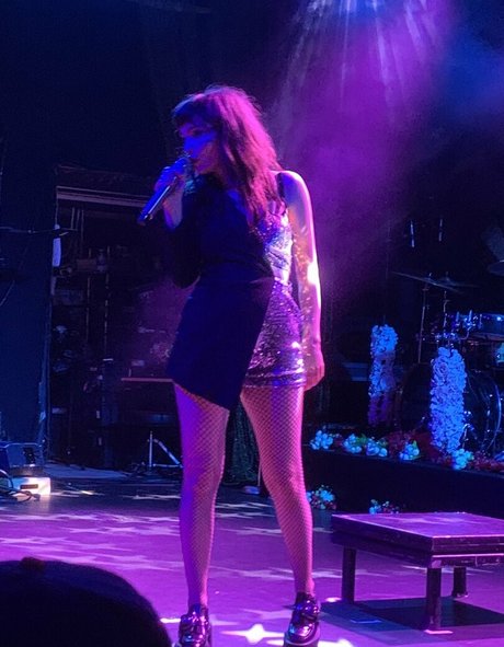 Lauren Mayberry