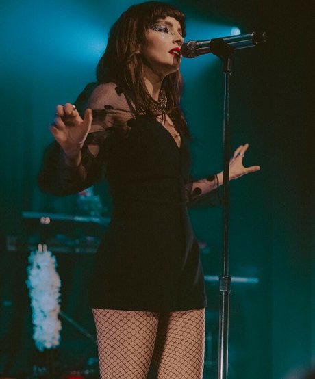 Lauren Mayberry