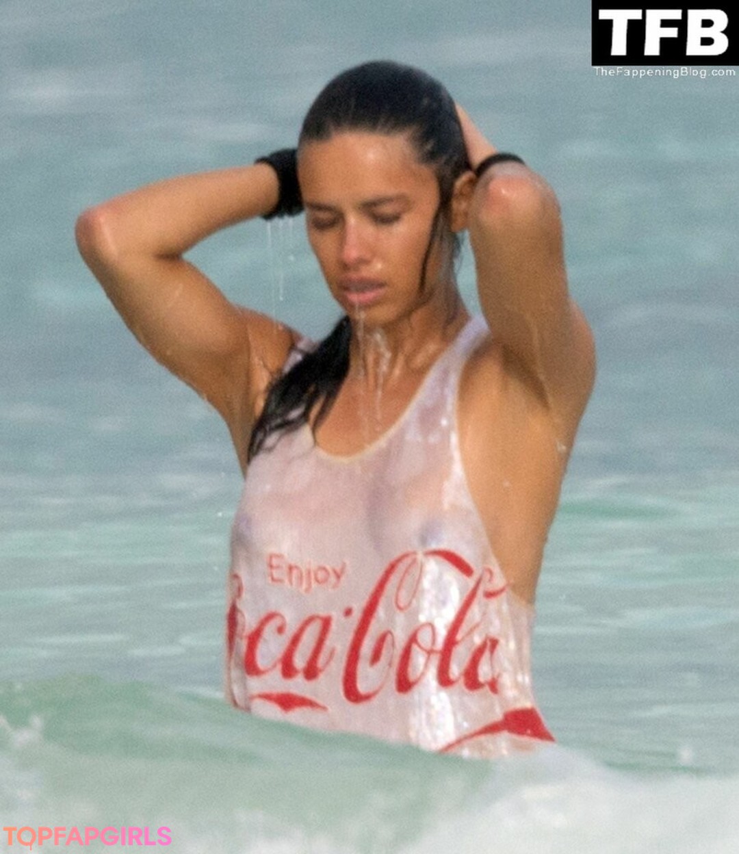 Naakte gelekte OnlyFans-foto van Adriana Lima #284 Naakte gelekte OnlyFans-foto van Adriana Lima #284