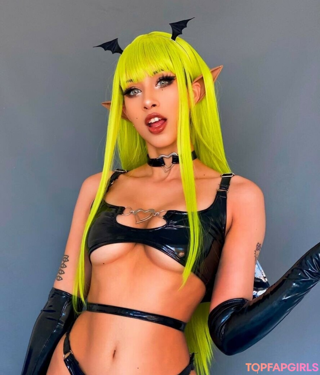 Naakte gelekte OnlyFans-foto van Magic Phyra #65 Naakte gelekte OnlyFans-foto van Magic Phyra #65