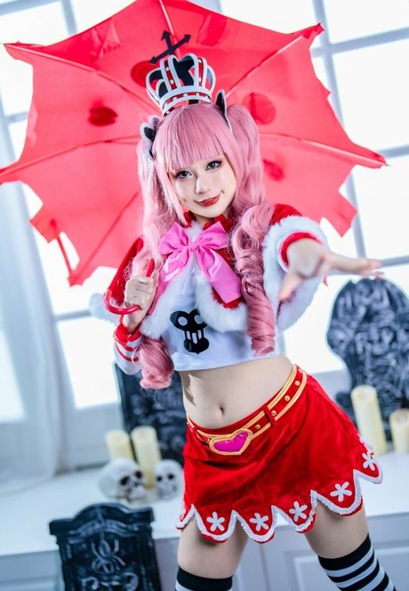 Naakte gelekte OnlyFans-foto van Katy Kat Cosplay