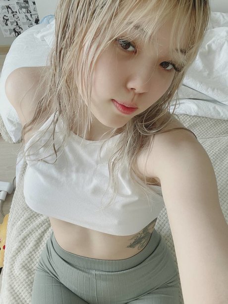 Baby_jeyy _jenny_sweety_