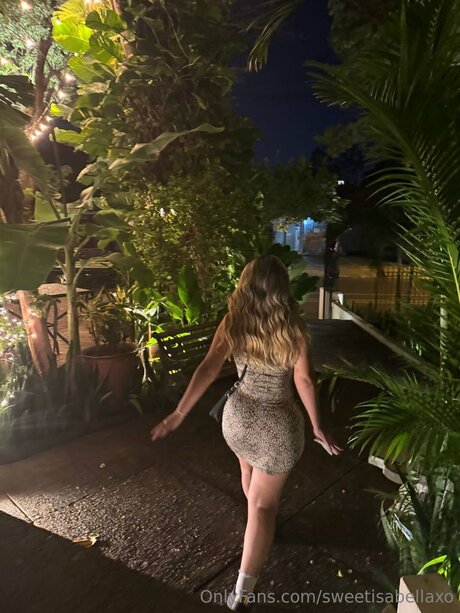 Naakte gelekte OnlyFans-foto van Sweetisabellaxo