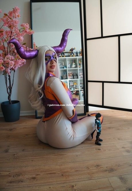 Julia Bayonetta