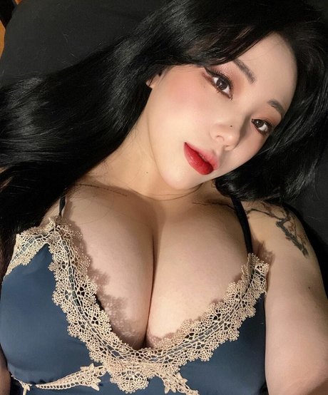 Jung Hye Bin