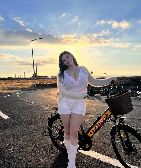 Jung Hye Bin