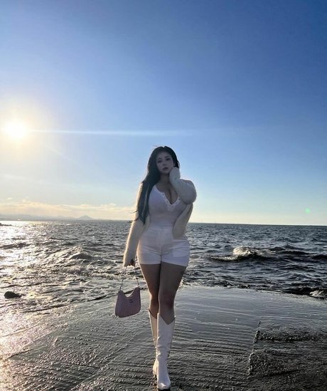 Jung Hye Bin