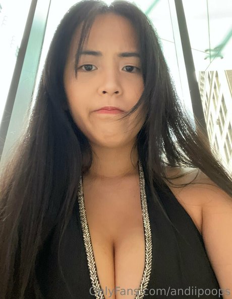 Andiipoops Naakte gelekte OnlyFans-foto van Andiipoops #6