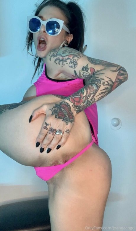 Joanna Angel