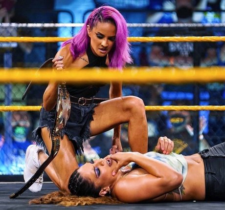 Dakota Kai