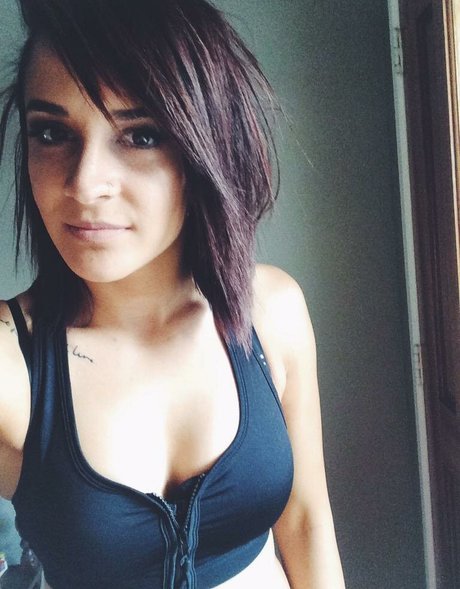Dakota Kai