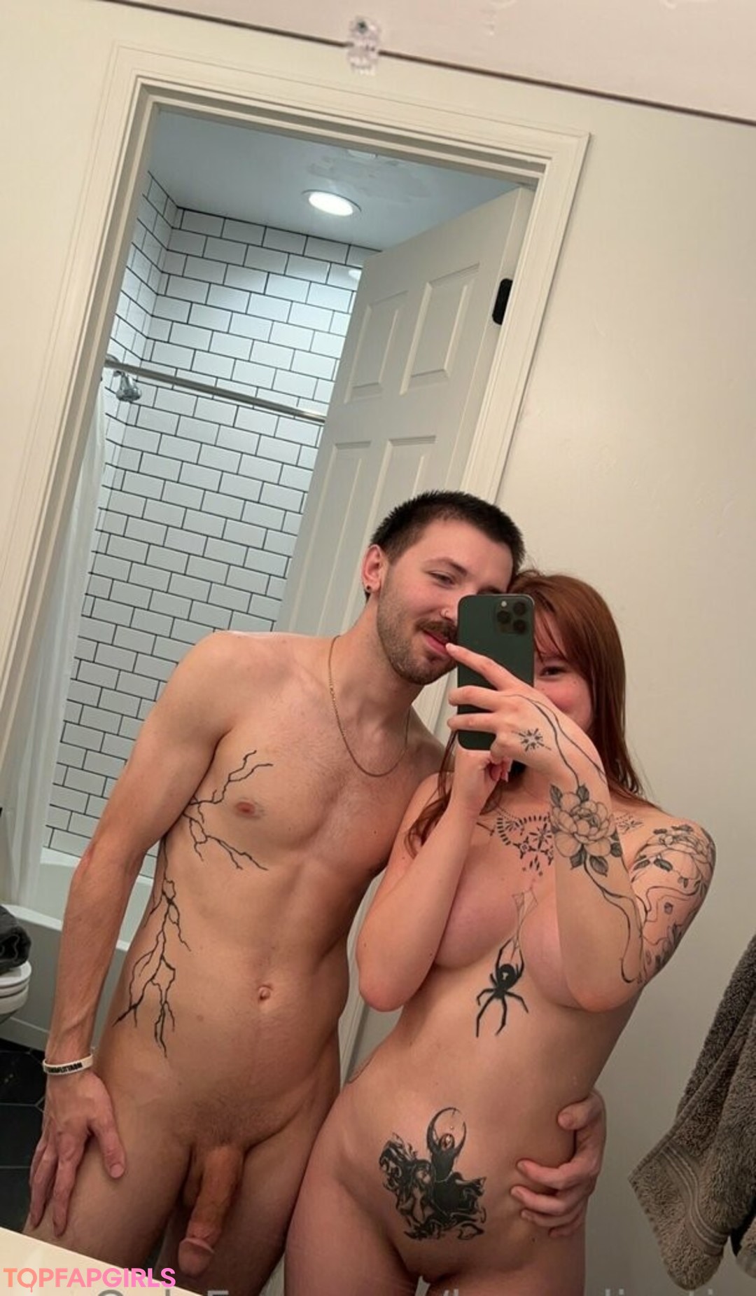 Naakte gelekte OnlyFans-foto van Luvandleo #5 Naakte gelekte OnlyFans-foto van Luvandleo #5