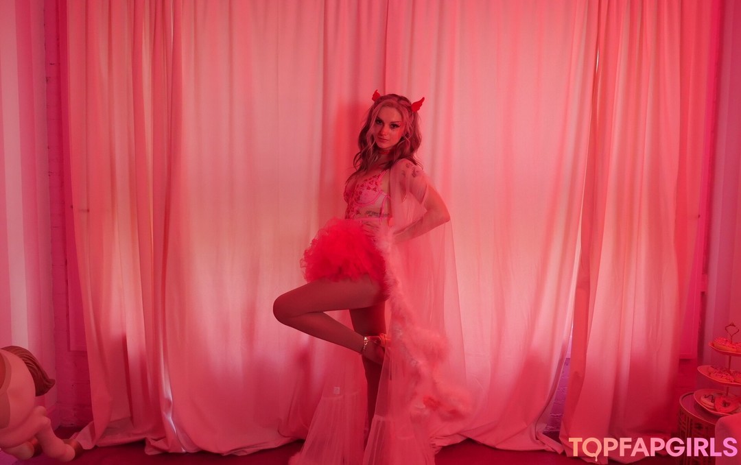 Naakte gelekte OnlyFans-foto van Busy B Asmr #1025