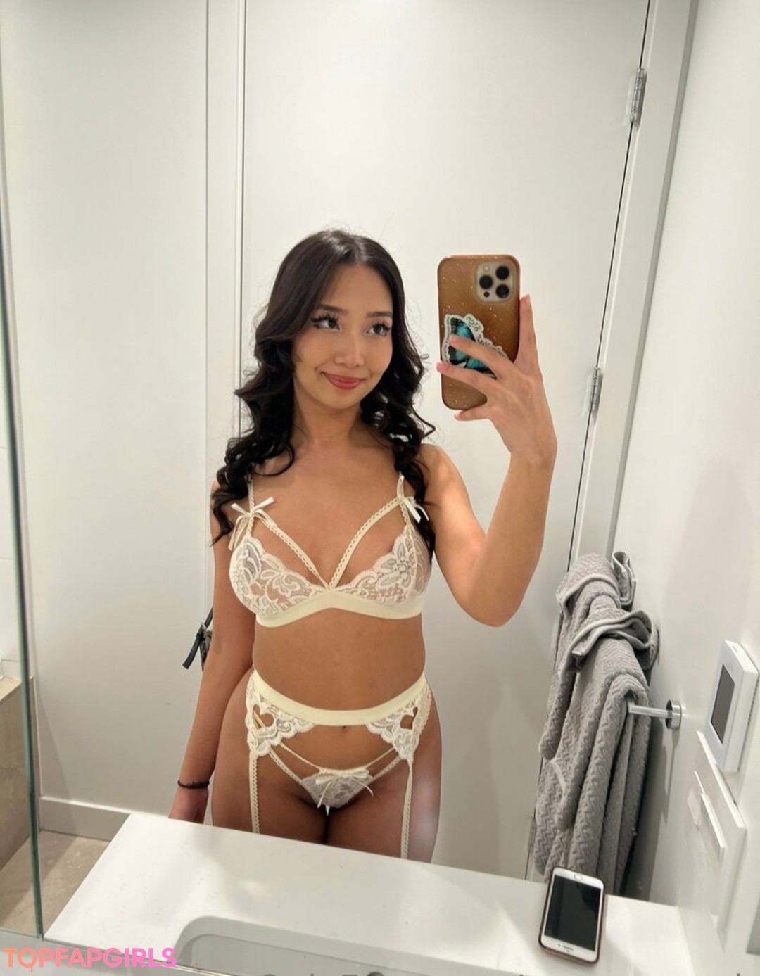 Naakte gelekte OnlyFans-foto van Spacenymph #177 Naakte gelekte OnlyFans-foto van Spacenymph #177