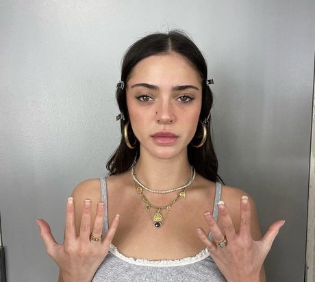Luna Blaise