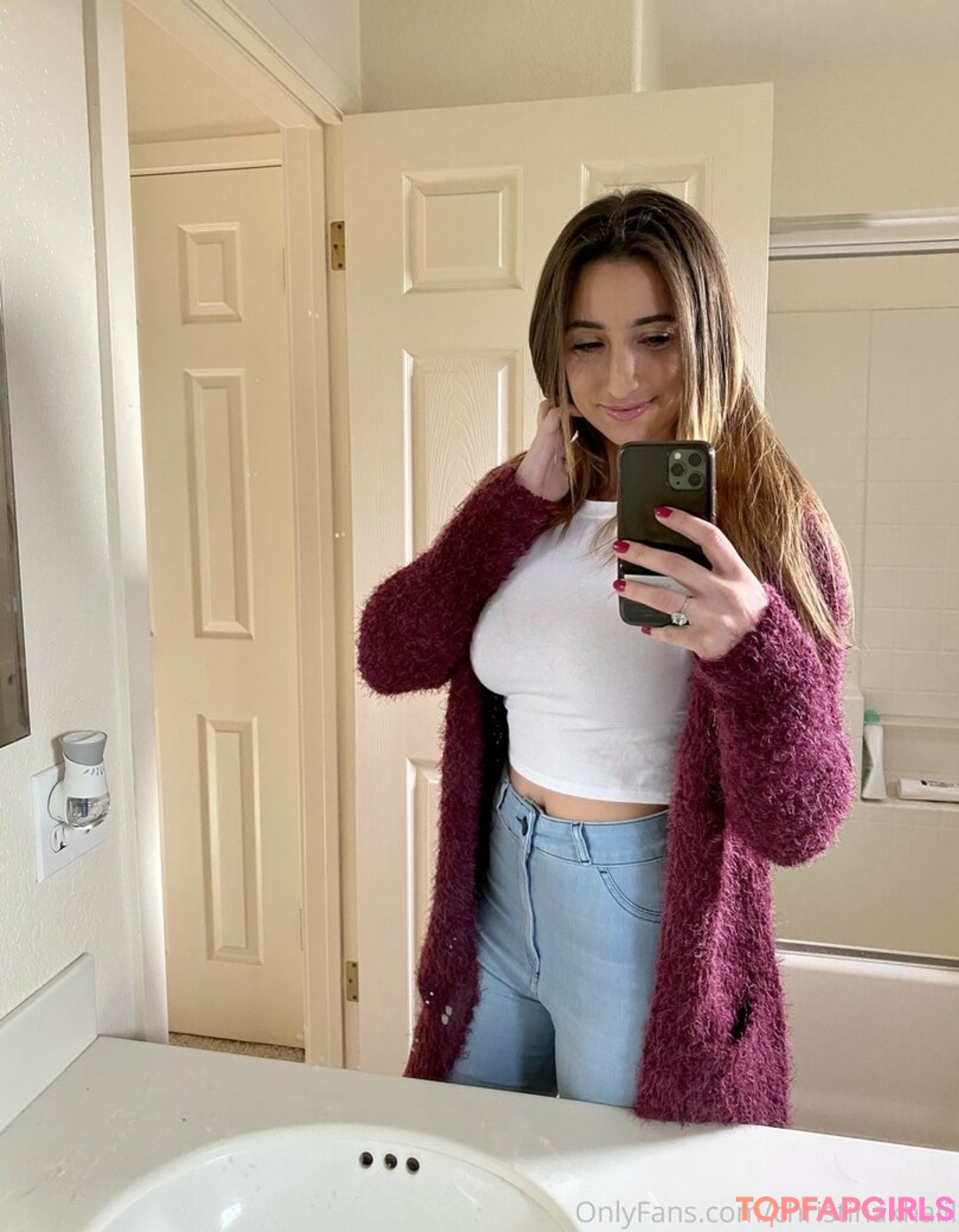 Naakte gelekte OnlyFans-foto van Christinakhalil #67 Naakte gelekte OnlyFans-foto van Christinakhalil #67