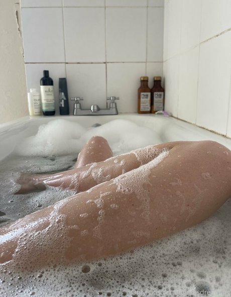 Annieecharlottefree