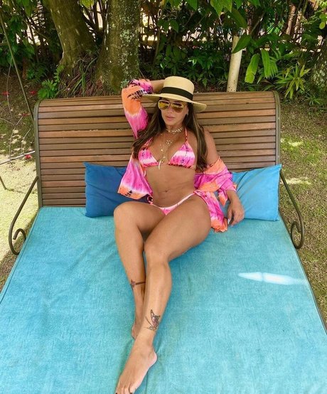 Viviane Araujo
