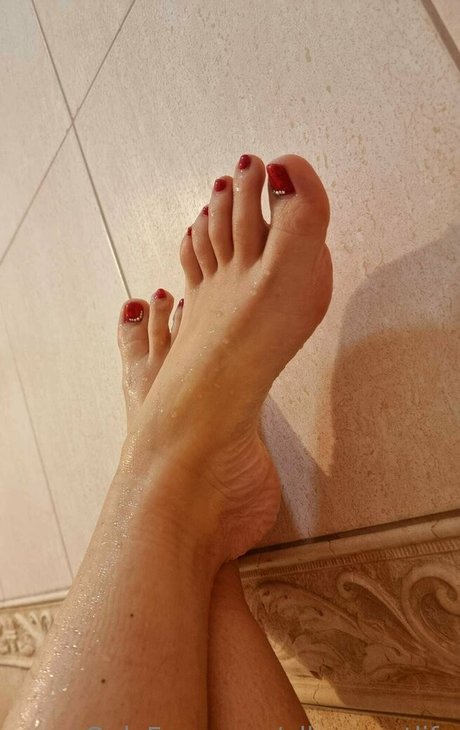 Naakte gelekte OnlyFans-foto van Ellasecretlife