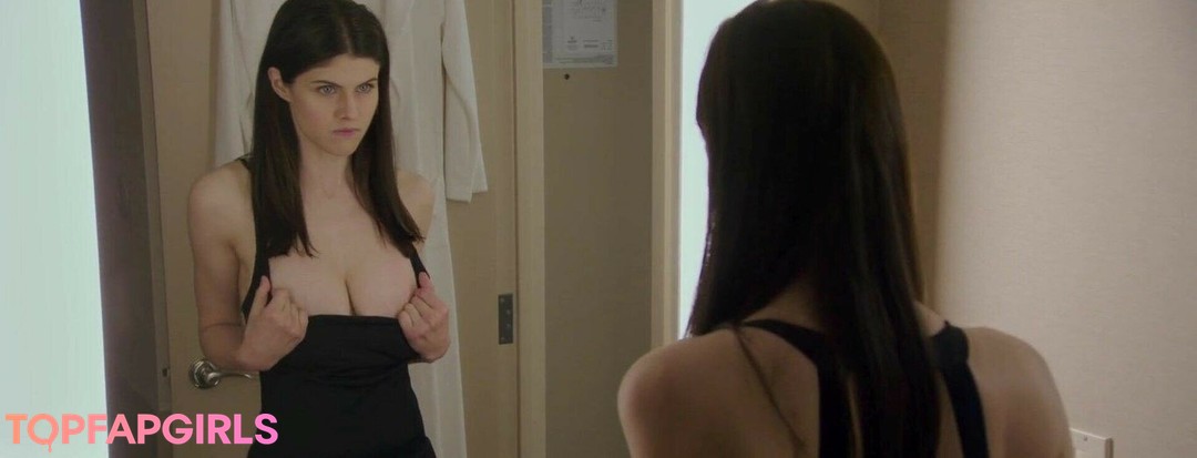 Naakte gelekte OnlyFans-foto van Alexandra Daddario #1250