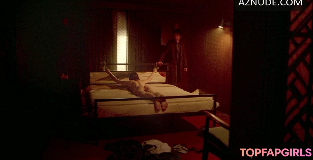 Naakte gelekte OnlyFans-foto van Alexandra Daddario #1428