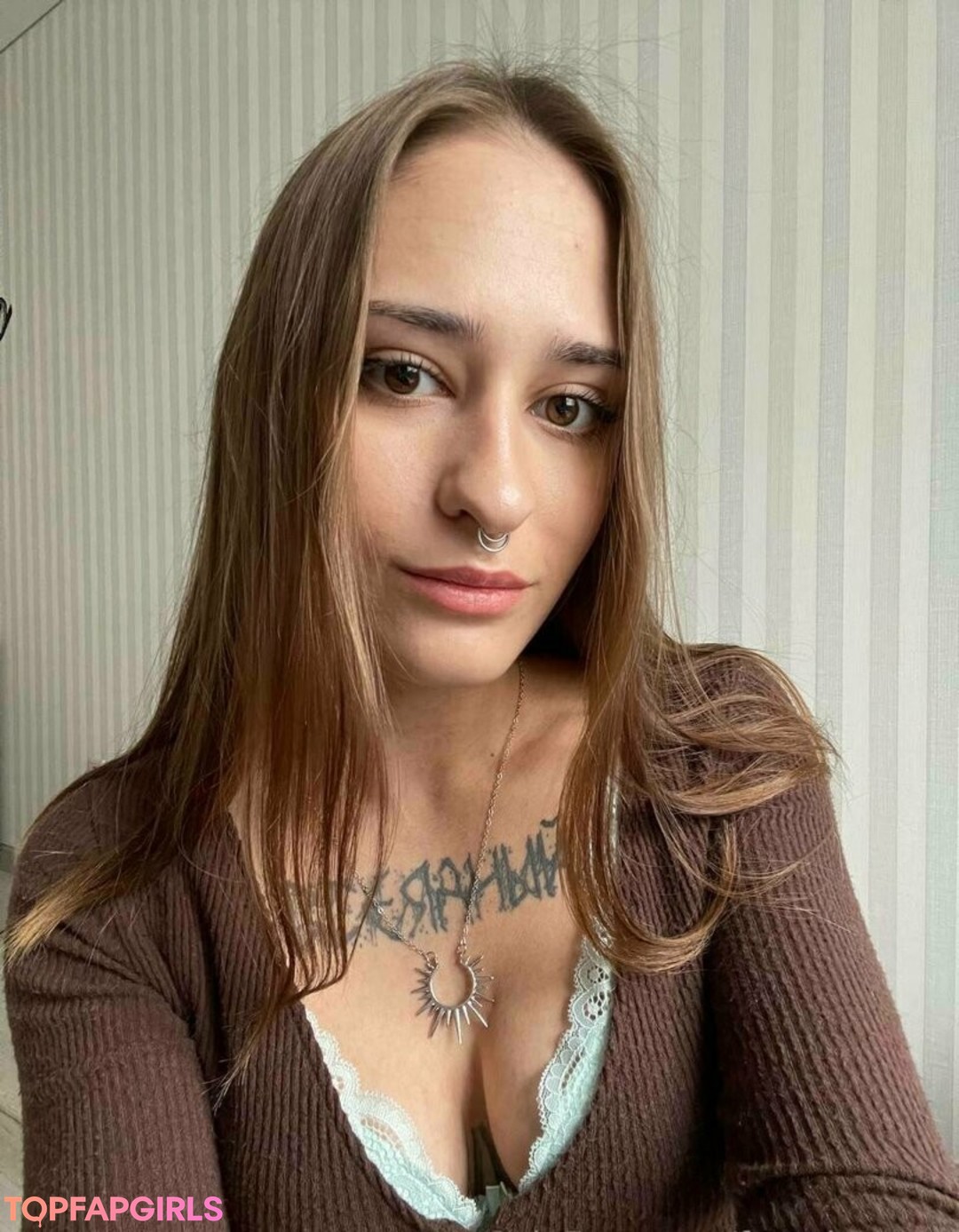 Naakte gelekte OnlyFans-foto van Freeninastar #33 Naakte gelekte OnlyFans-foto van Freeninastar #33