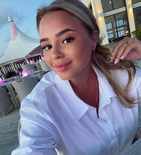 Naakte gelekte OnlyFans-foto van Katyshka2208