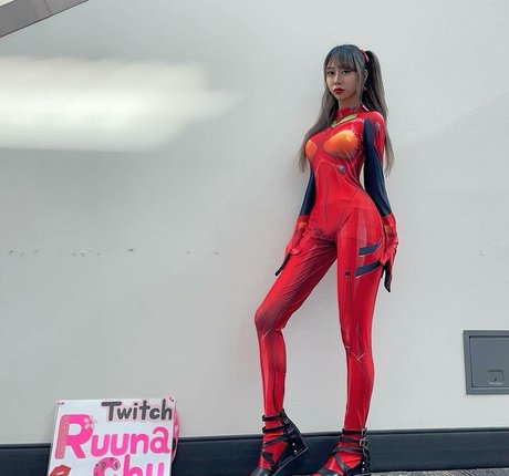 Naakte gelekte OnlyFans-foto van Ruunachu