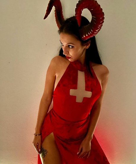 Naakte gelekte OnlyFans-foto van Bisscute