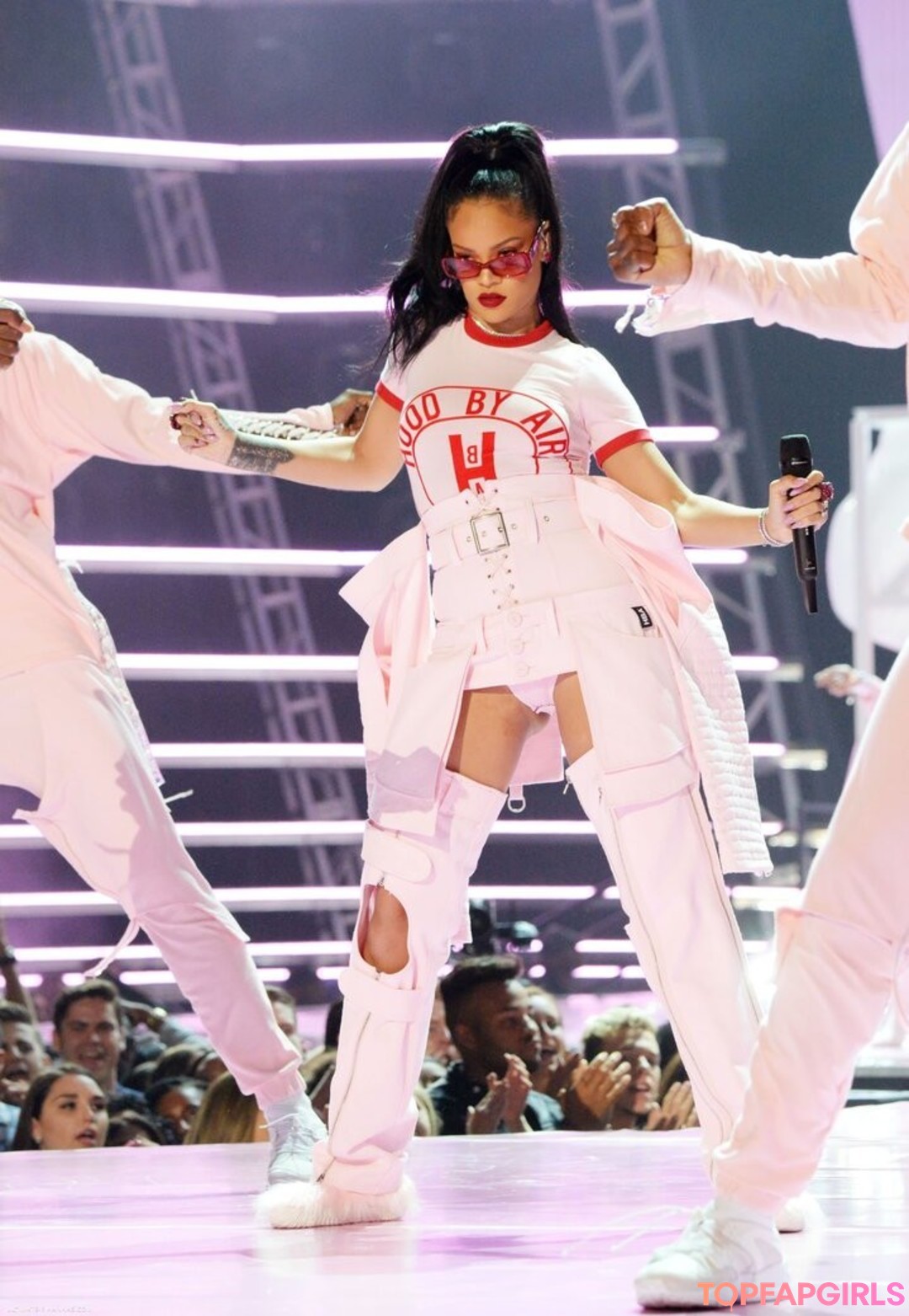 Naakte gelekte OnlyFans-foto van Rihanna #1447