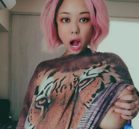 Naakte gelekte OnlyFans-foto van Pchan666