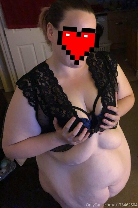 Naakte gelekte OnlyFans-foto van Bbwkat69