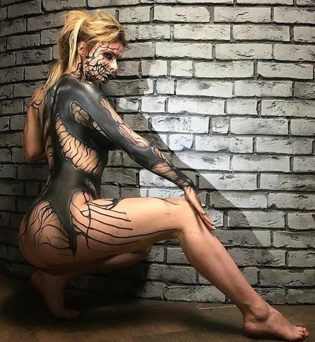 Jannet In Cosplay