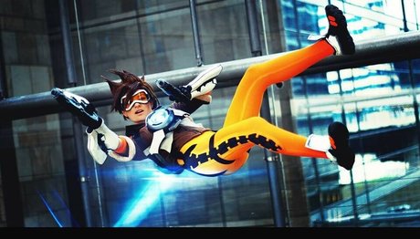 Jannet In Cosplay