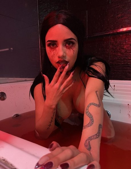 Nina_Mon