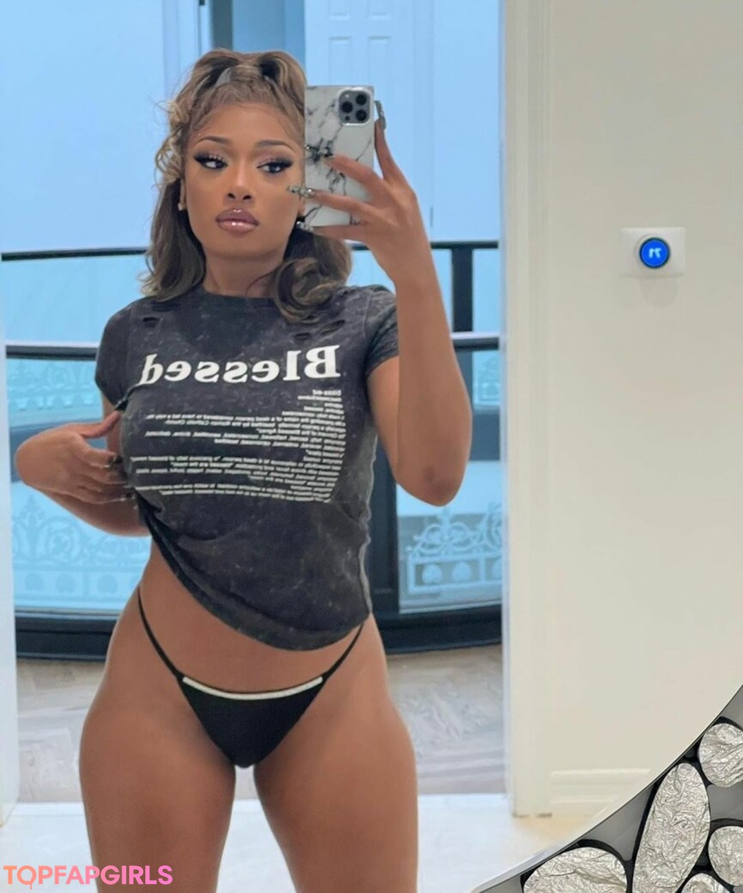 Naakte gelekte OnlyFans-foto van Megan Thee Stallion #190 Naakte gelekte OnlyFans-foto van Megan Thee Stallion #190