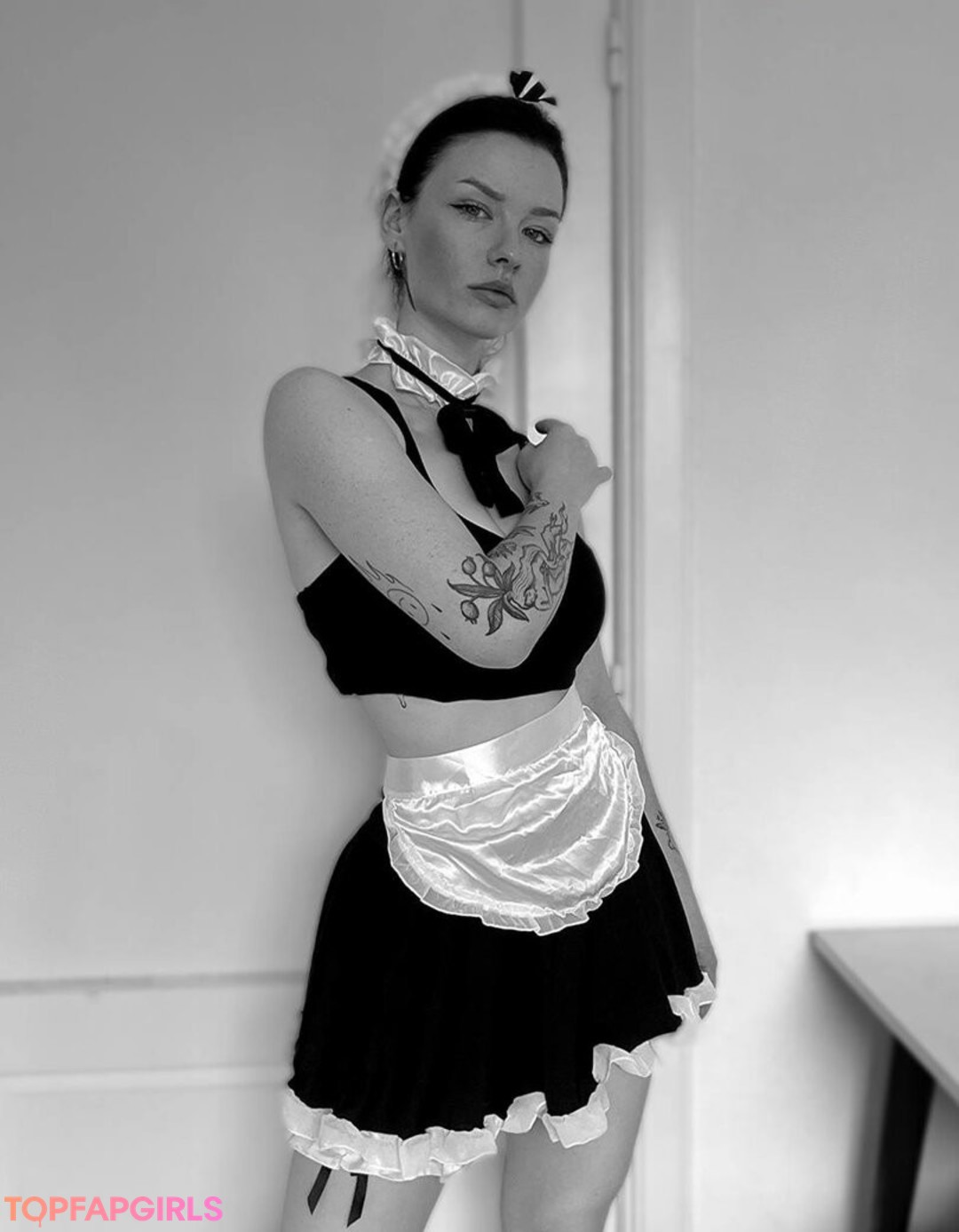 Naakte gelekte OnlyFans-foto van Innervus #1089