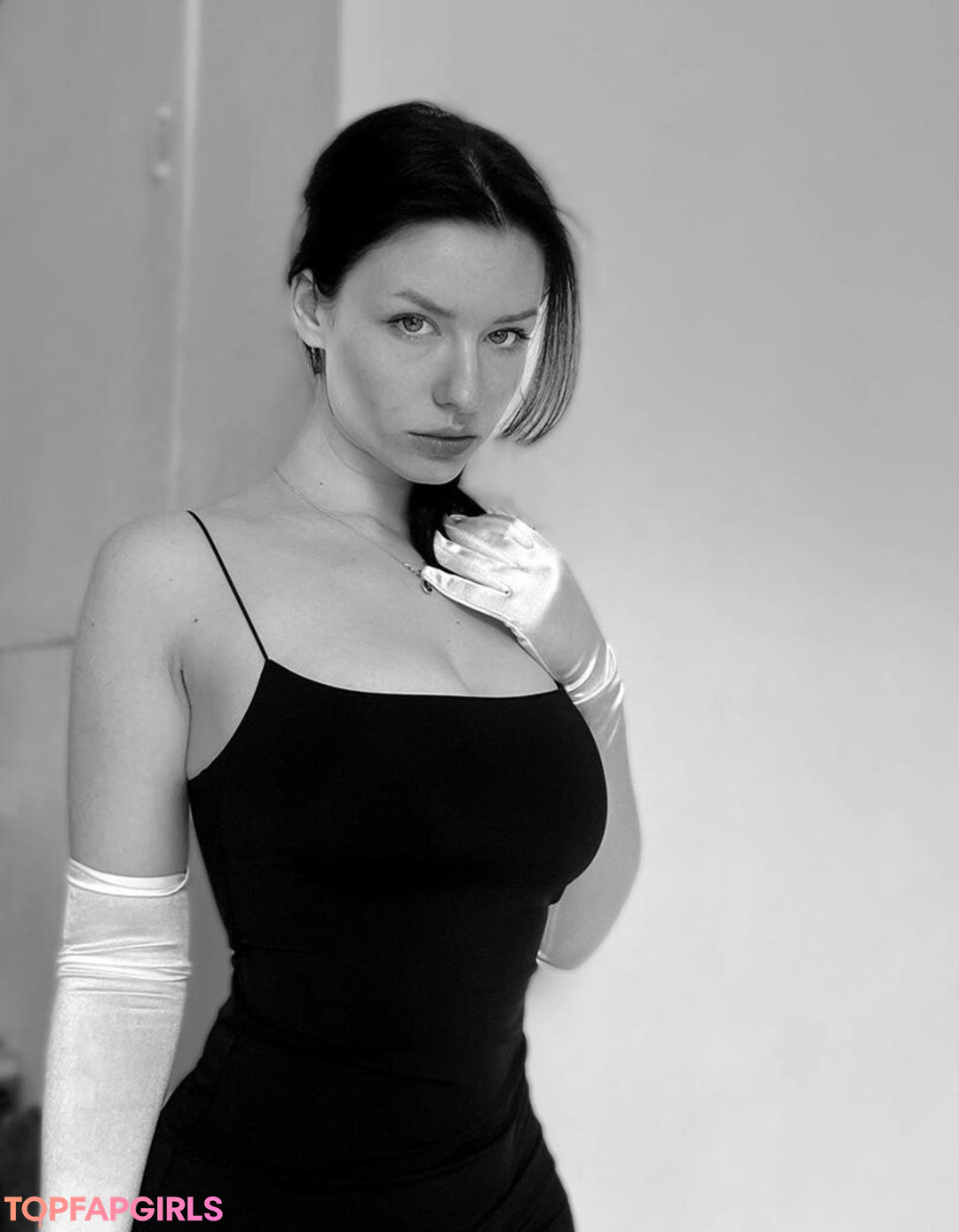 Naakte gelekte OnlyFans-foto van Innervus #1157