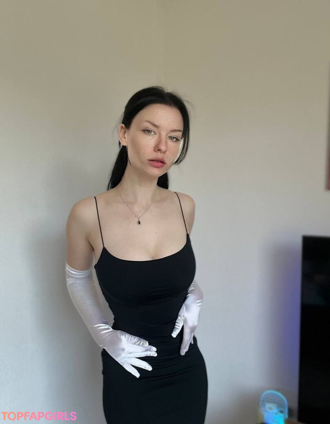 Naakte gelekte OnlyFans-foto van Innervus #1162